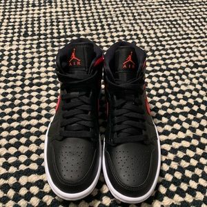 Air Jordan AJ 1 Mid